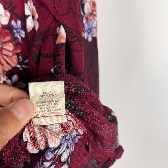 Francescas Hem & Thread M Burgundy Red Floral Keyhole Tie Long Sleeve Blouse Top - Picture 8 of 8
